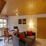 Kempfenhof شقة