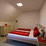 Kempfenhof * زيلباخ
