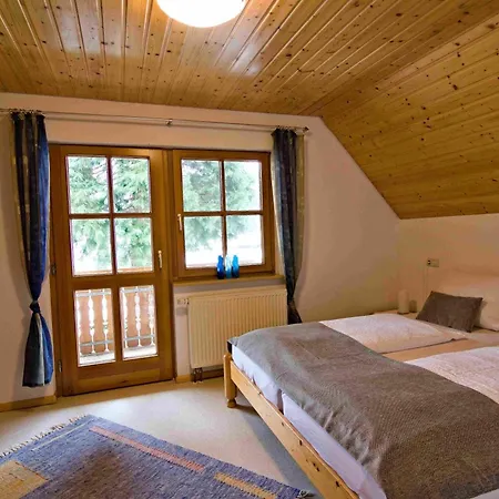 Kempfenhof Apartman Seelbach